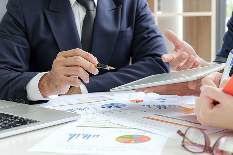 Das Management Team der Global Asset Partners GmbH, ist seit über 25 Jahren im Unternehmens- und Immobilienmarkt präsent und verfügt über eine erstklassige Branchenerfahrung und Leistungsbilanz. 