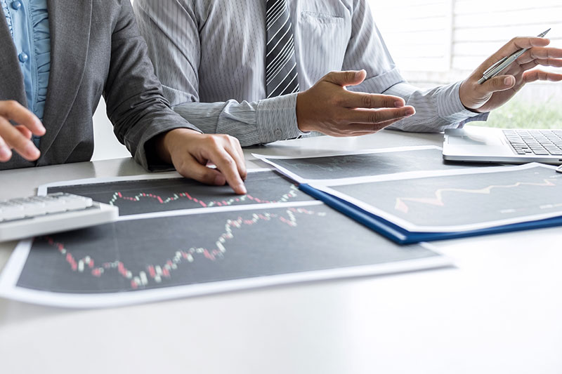 Unser Team verfügt über erstklassige Erfahrungen im Off-Market Deal Sourcing in der Immobilien- und Unternehmensbranche